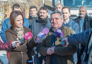 26904411_2069513623063181_2285019919405523516_n